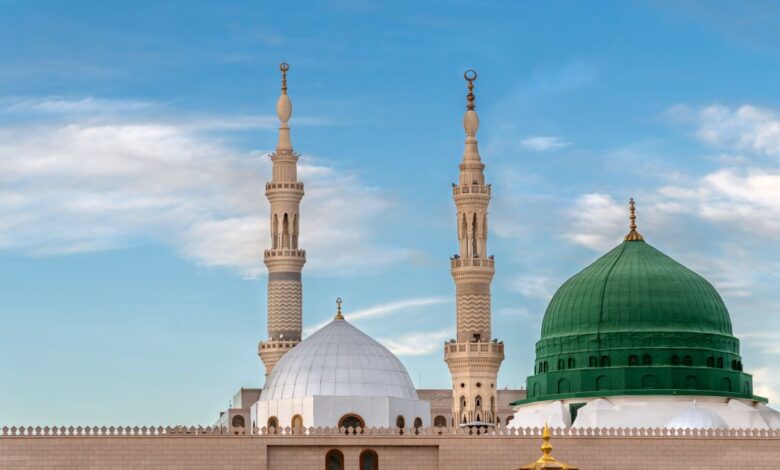 جرائم ابن سلول رأس المنافقين في حق الإسلام والمسلمين