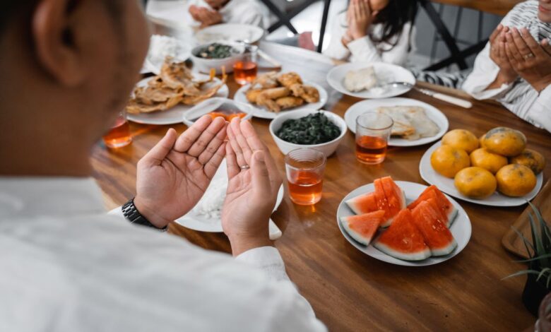 حكم من أفطر عمدا في رمضان
